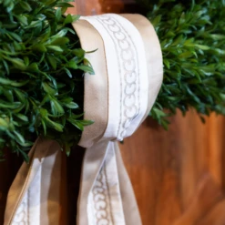 Fortuny Piumette Wreath Sash 8 Fortuny Piumette Wreath Sash -THE HOLIDAY SHOP Detail of Fortuny Piumette and Gold Wreath Sash