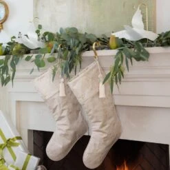 Acrylic Ornament Stand 23 Acrylic Ornament Stand -THE HOLIDAY SHOP FigAndDove 2021 9431small