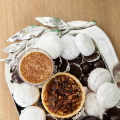 Olive Branch Stainless Steel Tray -THE HOLIDAY SHOP Fig Dove2019LFST 311 COLOR