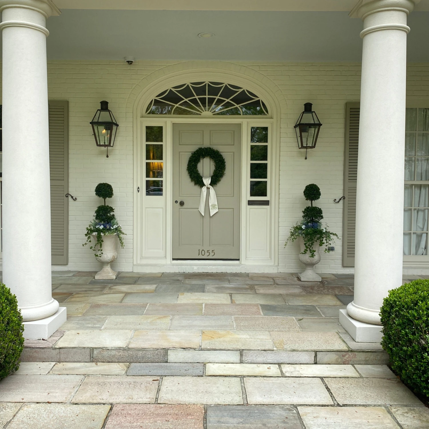 Round Boxwood Wreath 24" 7 Round Boxwood Wreath 24" - Image 7