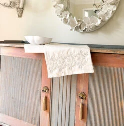 Chinoiserie Border Ivory Table Runner 6 Chinoiserie Border Ivory Table Runner -THE HOLIDAY SHOP IMG 8493