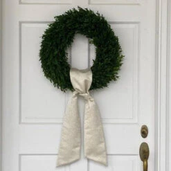 Round Boxwood Wreath -THE HOLIDAY SHOP IMG 9325 add5413d c622 4970 878f 2d7074d78dc9