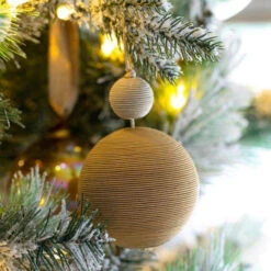 THE HOLIDAY SHOP -THE HOLIDAY SHOP baubles 77f0e6b6 4a89 4ea2 acd7 843cc62afe08