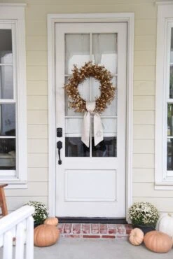 Gold Metallic Berry Wreath 24" -THE HOLIDAY SHOP fall23 06