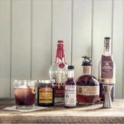 Fig And Dove Hi Ball Glass 15 Fig And Dove Hi Ball Glass -THE HOLIDAY SHOP groupshot