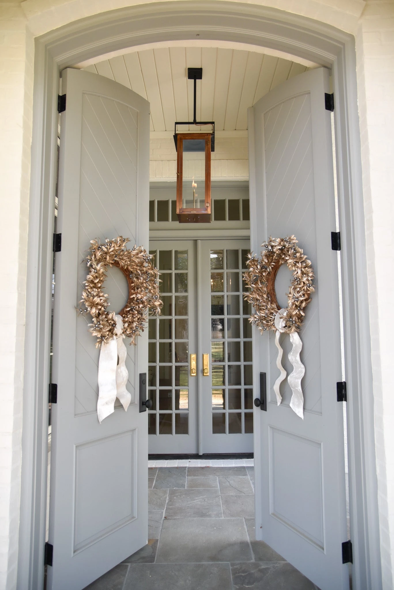 Metallic Berry Wreath 24" 2 Metallic Berry Wreath 24" - Image 2