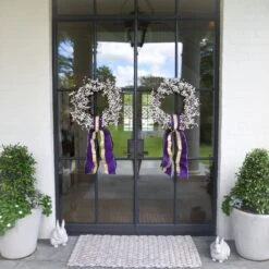 White Berry Wreath -THE HOLIDAY SHOP smiths 13